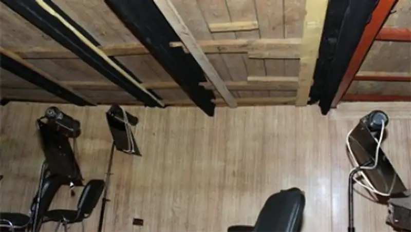 Во львовском театре 20 человек провалились под сцену