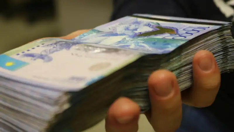 Глава регионального подразделения Минсельхоза взял деньги с подчиненного за покровительство