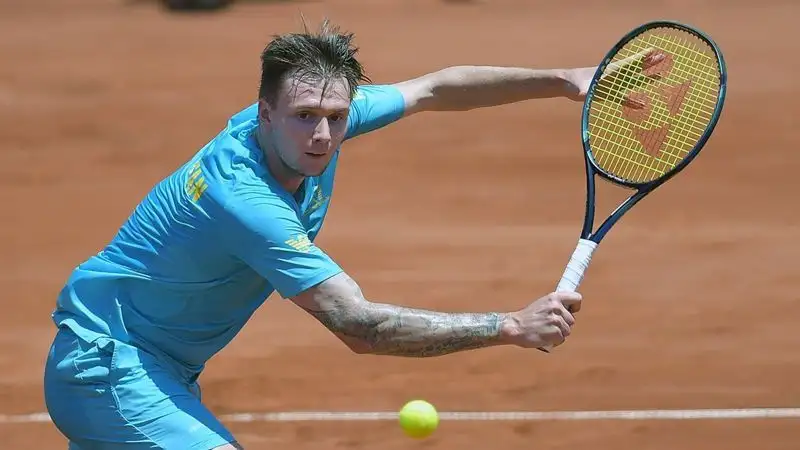 Александр Бублик потерпел поражение на грунтовом турнире Masters