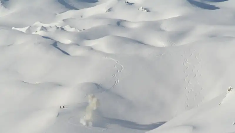 Алматинцев предупредили о возможном сходе лавин