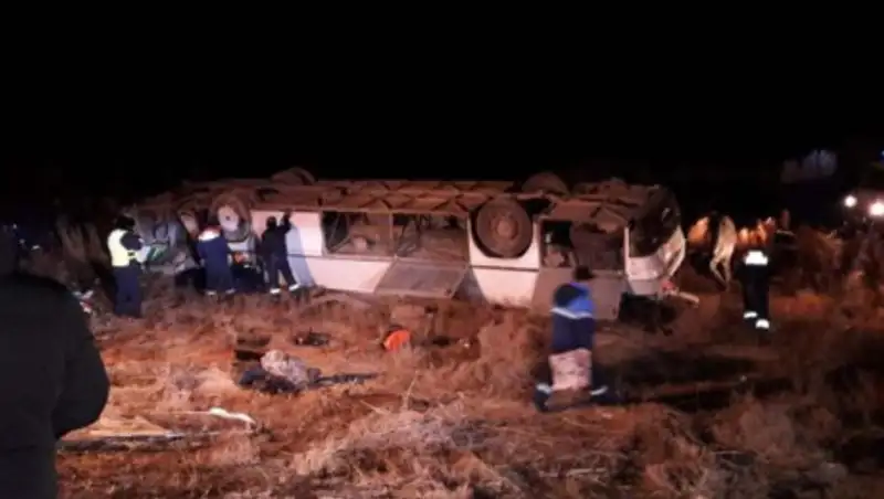 ДТП под Кызылордой: водитель автобуса превысил скорость