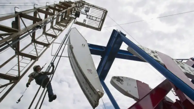 Цена нефти Brent упала ниже $62 за баррель