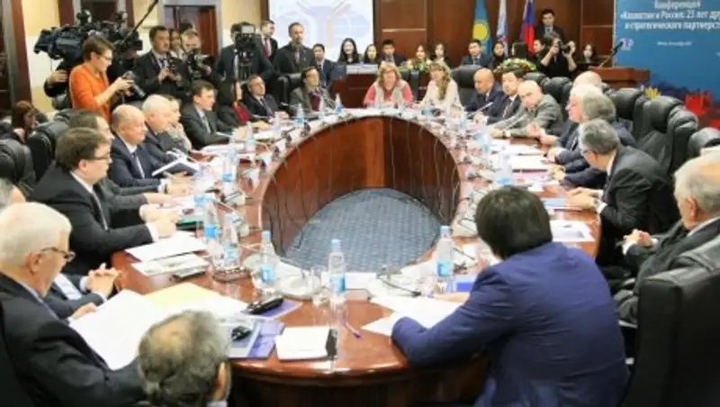 Эксперты: Отношения между Казахстаном и Россией являются образцом крепкого взаимодействия