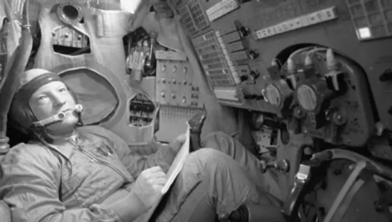 Умер советский космонавт Игорь Волк