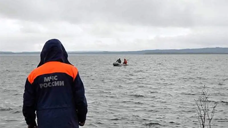 В Мунозере обнаружен бортовой самописец упавшего Ми-8