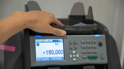 Нужно ли декларировать взятые в долг деньги, фото - Новости Zakon.kz от 17.08.2023 12:05