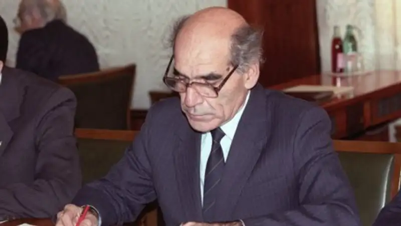 Скончался первый президент Таджикистана Каххор Махкамов