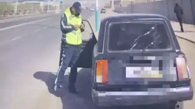 Полицейские Кызылорды остановили автомобиль 30 раз нарушавшего скоростной режим