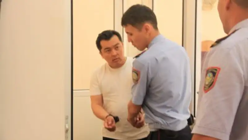 В Уральске экс-аким Теректинского района «заказал» любовницу за полмиллиона