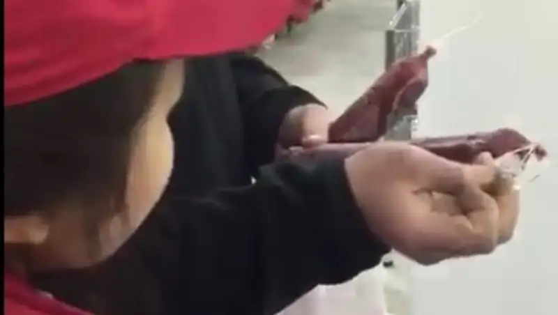 Крупную сеть супермаркетов уличили в обмане покупателей