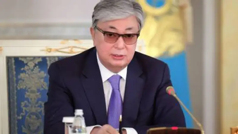 Опубликован видеообзор рабочей недели Касым-Жомарта Токаева