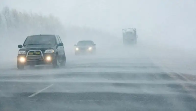 Ограничено движение на нескольких участках дорог в Казахстане