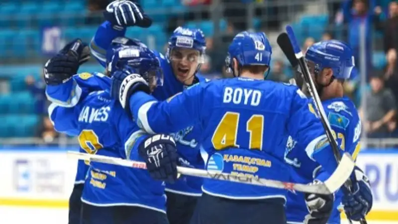 "Барыс" разгромил "Медвешчак" и одержал четвертую победу подряд в КХЛ