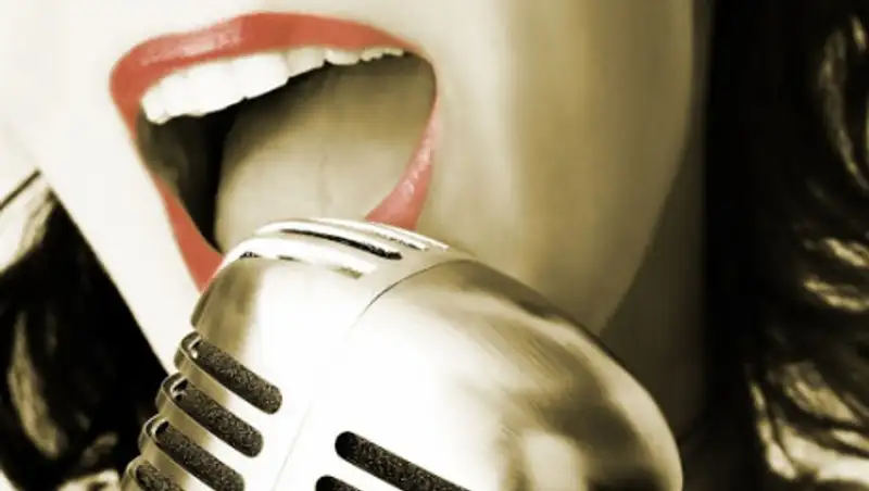 Сапарбаев: Это издевательство выступать под фонограмму