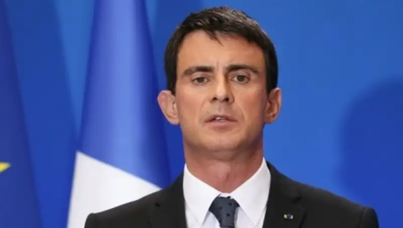 М.Вальс: Франция сделает все, чтобы Греция осталась с евро