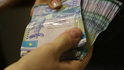 валюта казахстана