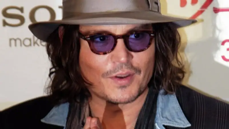 Джонни Депп срочно покинет Австралию, чтобы спасти своих собак