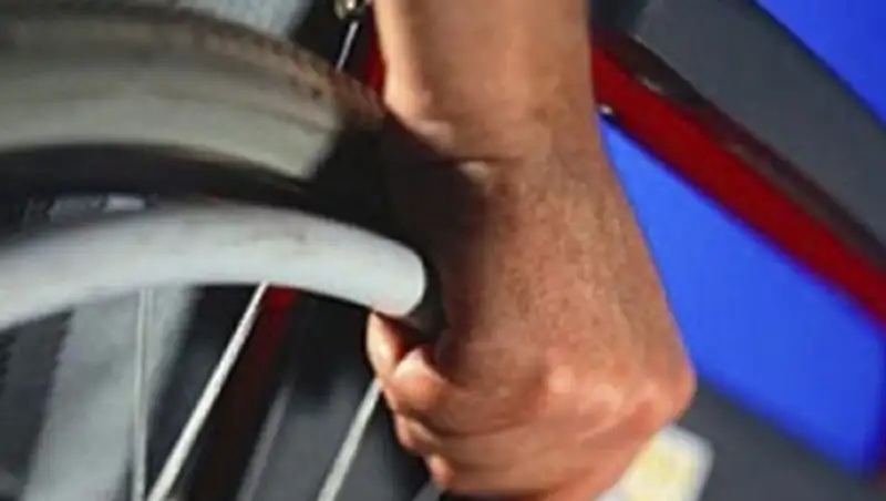 Казахстанских инвалидов больше всего волнуют проблемы с жильем и трудоустройством