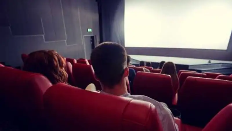 Показ и производство фильмов сократились вдвое в Казахстане