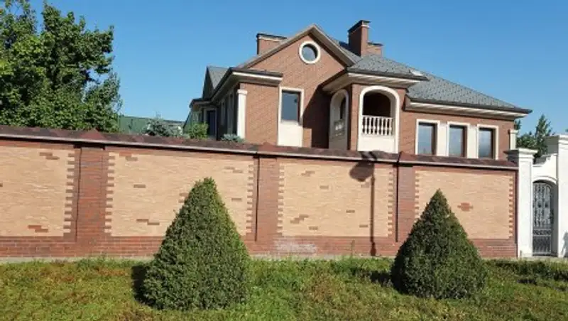 Суд конфисковал последний особняк Тулешова