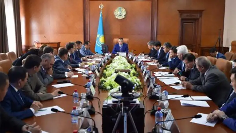 В ЮКО прошло заседание Регионального Совета по привлечению инвесторов