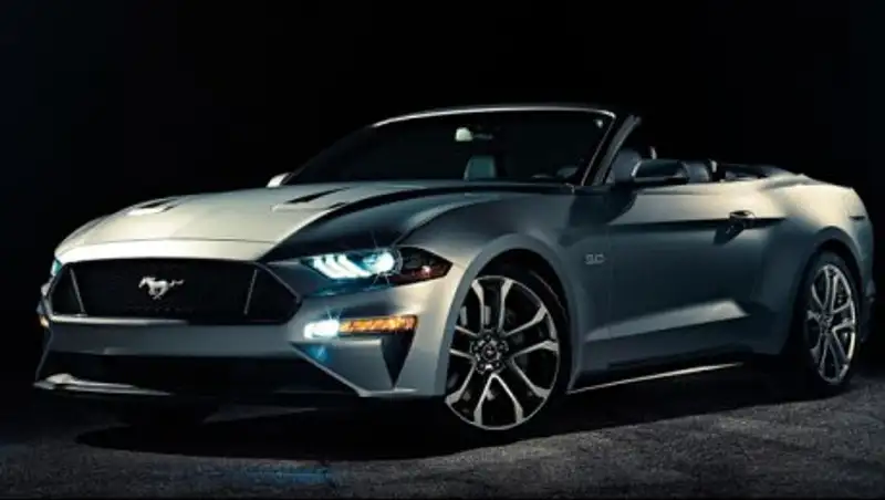 Кабриолет Ford Mustang обновился следом за купе  