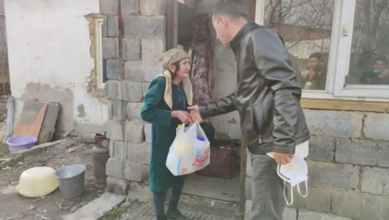 Крупнейший молл страны "Апорт" запустил благотворительную акцию "Наурыз жәрдемі"