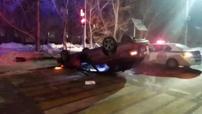 ДТП, перевернулось авто  , фото - Новости Zakon.kz от 28.01.2022 11:29