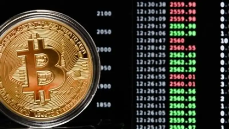 Курс биткоина подскочил выше пяти тысяч долларов