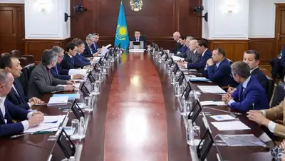 рк, антикризисный штаб, заседание, китай, граница, фото - Новости Zakon.kz от 06.04.2022 14:54