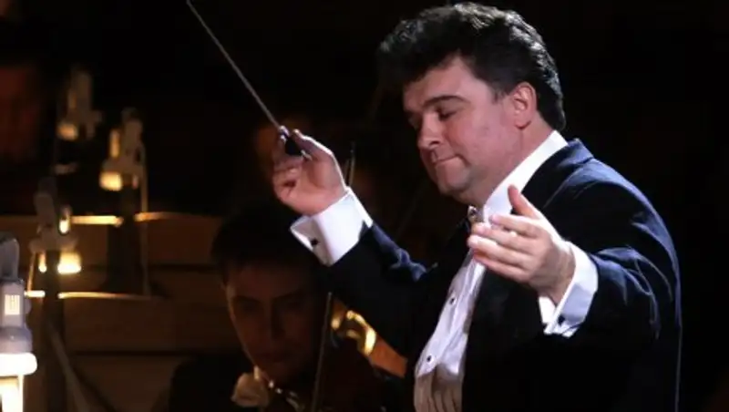 Знаменитая «Травиата зеркал» в постановке Х. Брогхауза пройдет 30 мая в «Астана опера»