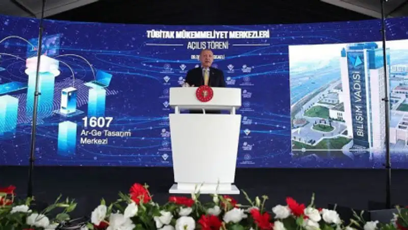 В Турции начинают испытывать на людях вакцину от коронавируса