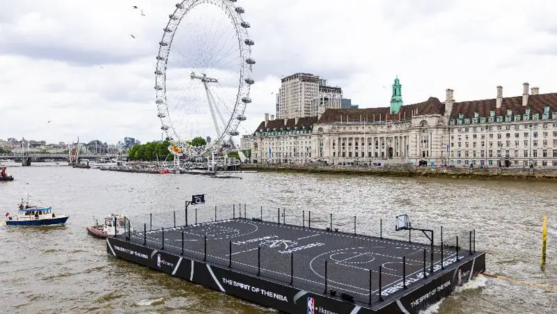 К 75-летию НБА откроют баскетбольную площадку на Темзе