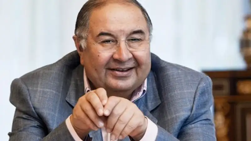 Российский миллиардер стал хозяином самой просторной яхты в мире