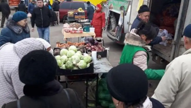 В Атырауской области снизились цены на продтовары