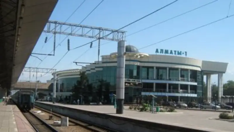 Утверждена дорожная карта по ремонту и реконструкции ж/д вокзалов Алматы-1 и Алматы-2