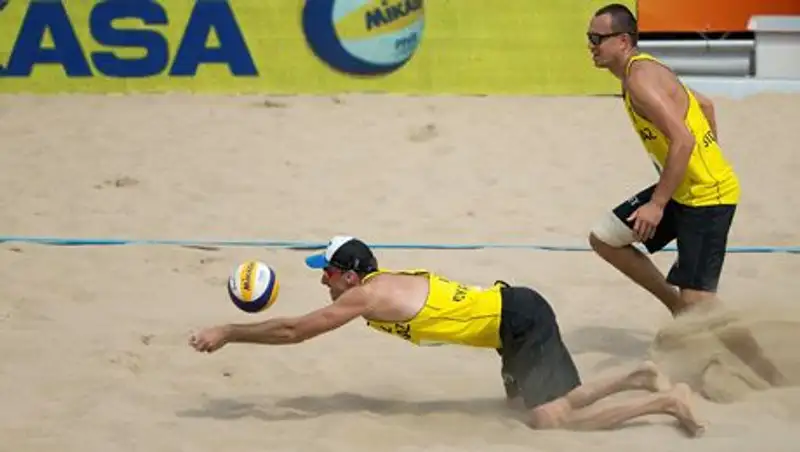 Дьяченко и Сидоренко завершили выступления на чемпионате мира по пляжному волейболу