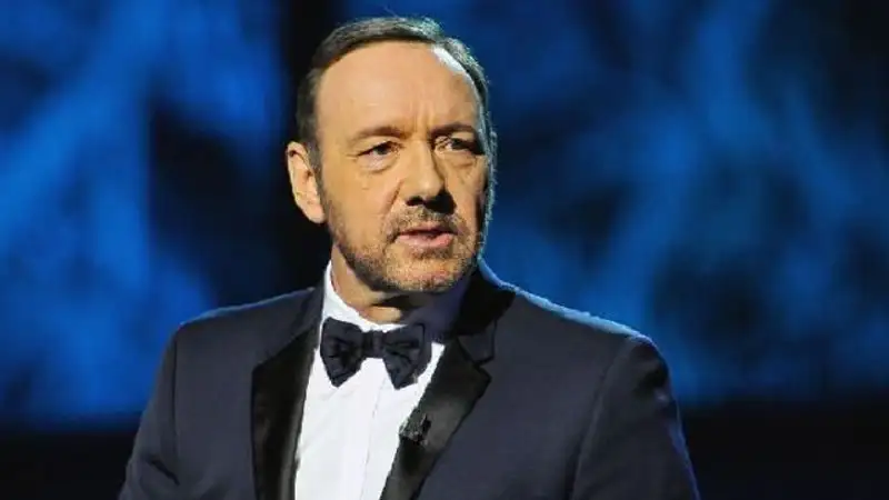 Кевина Спейси экстренно госпитализировали во время экскурсии в Самарканде