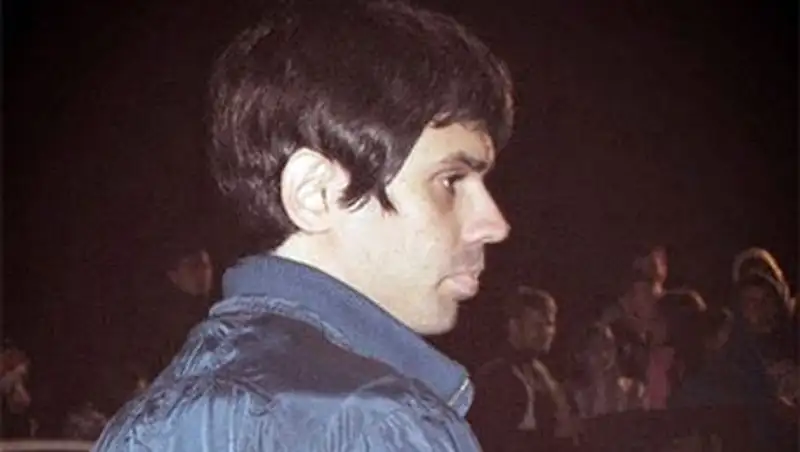 В публикации фото голых звезд обвинили сисадмина из России