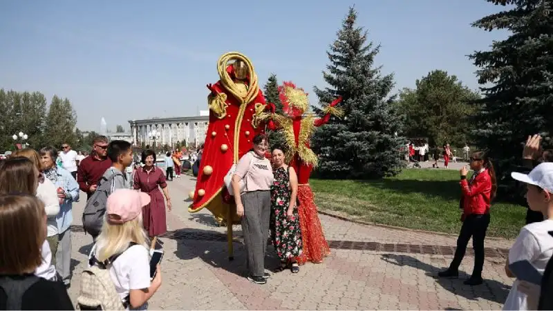 Артисты на День Алматы, фото - Новости Zakon.kz от 18.09.2022 12:56