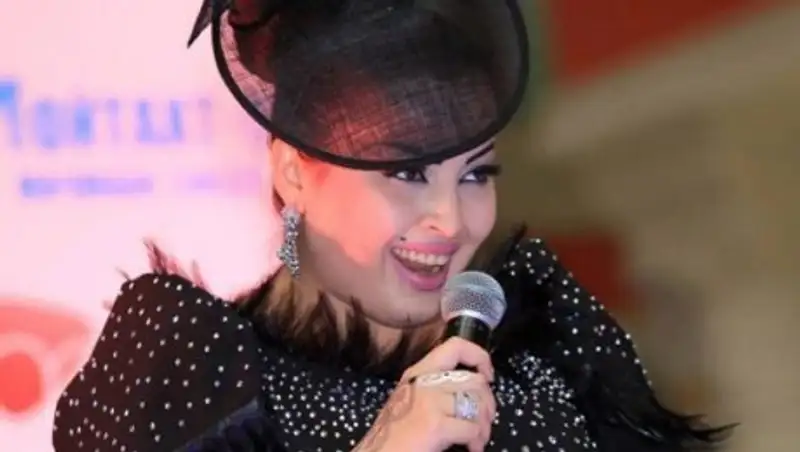 Таджикскую певицу оштрафовали за празднование дня рождения в кругу друзей