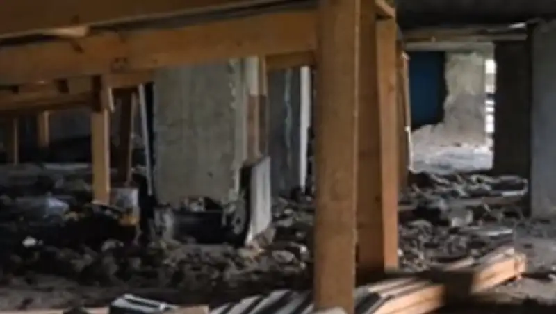 В Алматы на глазах жильцов разваливается одна из многоэтажек