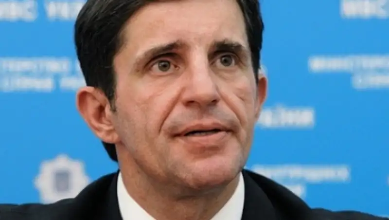 В Раде потребовали наказать спасателя за неудачи при эвакуации украинцев из Непала