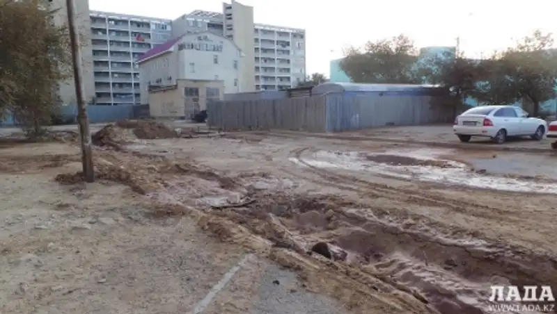 Жители Актау жалуются на отсутствие технической воды
