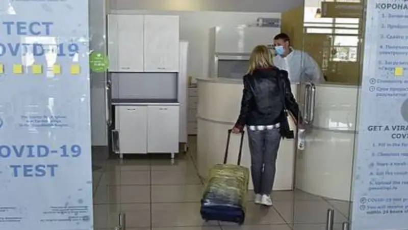 Нужно ли вакцинированным казахстанцам сдавать ПЦР-тест при возвращении из-за рубежа