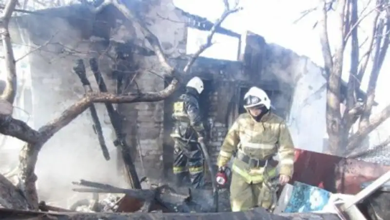 В Семее мужчина пытался обнаружить утечку газа с помощью спичек