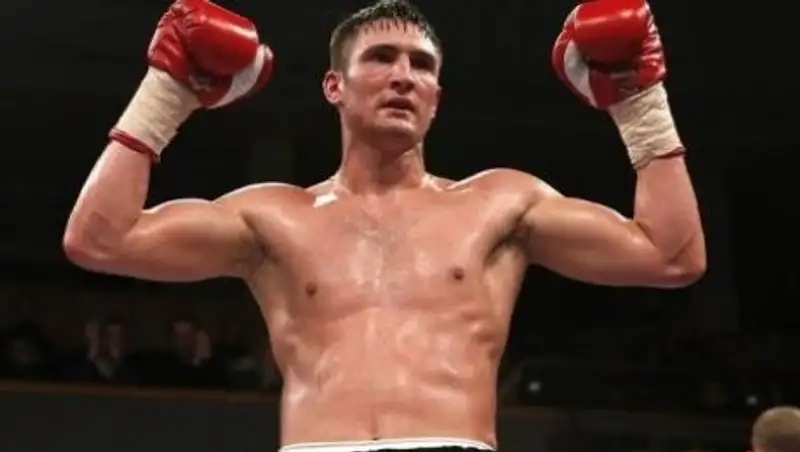 Непобежденный британец хочет драться с победителем боя Головкин — Сондерс