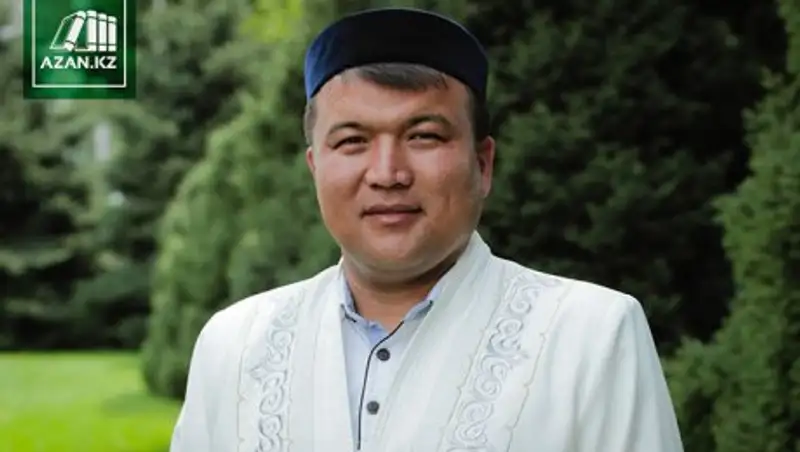В Центральной мечети Алматы – новый главный имам