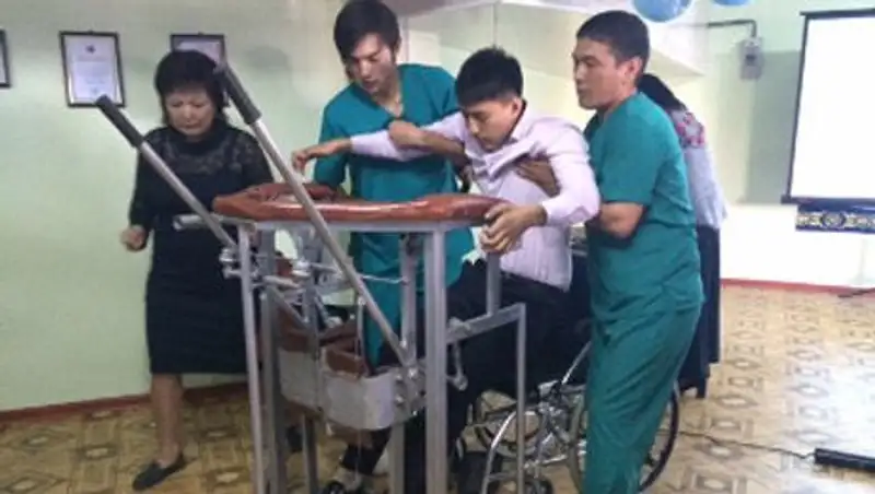 В Талдыкоргане парень-инвалид открыл фитнес-клуб для людей с ограниченными возможностями