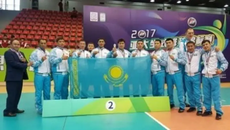 Мужская сборная Казахстана по волейболу сидя завоевала право выступить на чемпионате мира